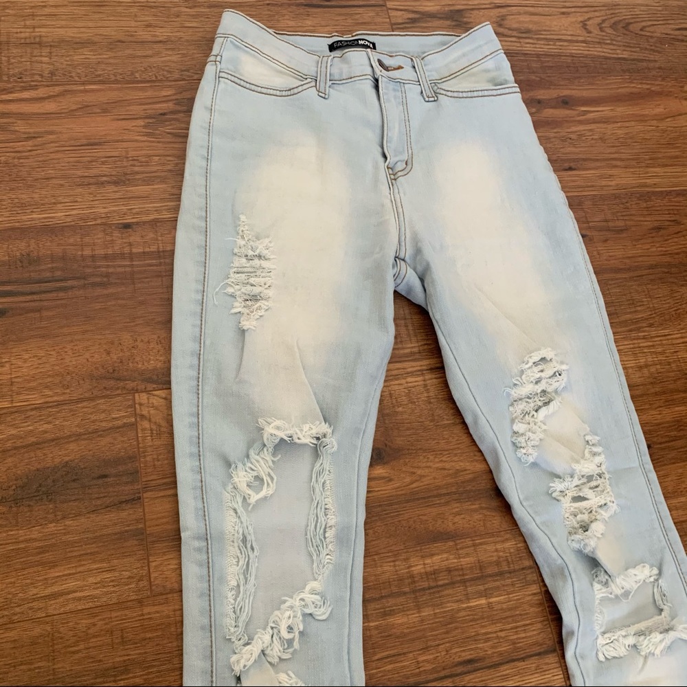 Distressed high-waist denim - Picture 2 of 3
